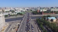 Bolszoj Kamiennyj Most w Moskwie - ruch uliczny