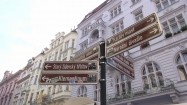 Drogowskaz na Starym Mieście w Pradze