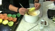 Przygotowanie muffinek - zbyt rzadkie ciasto