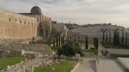 Mury starej Jerozolimy i meczet Al-Aksa