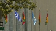 Flagi przez siedzibą ONZ