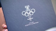 Teczka z logo Polskiego Komitetu Olimpijskiego