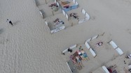 Ludzie na plaży