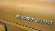 Opel Rekord 2000 - napis
