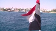 Flaga Egiptu powiewająca na wietrze