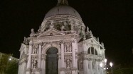 Bazylika Santa Maria della Salute nocą