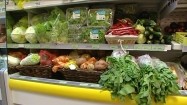 Warzywa w sklepie z ekologiczną żywnością