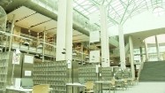 Wnętrze Biblioteki Uniwersyteckiej w Warszawie