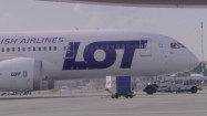 Samoloty linii LOT na lotnisku