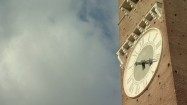 Zegar na Torre dei Lamberti w Weronie
