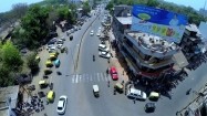 Miasto w Indiach - ruch uliczny z lotu ptaka