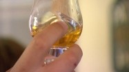 Test aromatu i koloru whisky