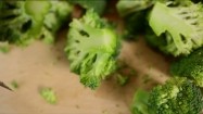 Krojenie brokułów