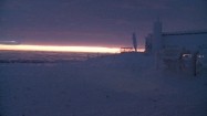 Wysokogórskie Obserwatorium Meteorologiczne na Śnieżce o zachodzie słońca