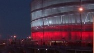 Stadion Miejski we Wrocławiu podświetlony na biało-czerwono