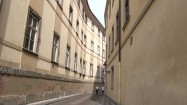Wąska uliczka na Starym Mieście w Pradze