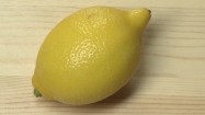 Przepoławianie cytryny