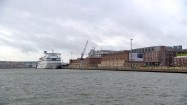 Statek wycieczkowy w porcie w Helsinkach