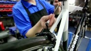Serwis rowerowy - czyszczenie linki hamulca