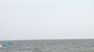 Katamaran na morzu