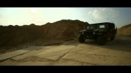 Hummer wojskowy na pustyni