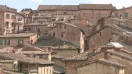 Domy z czerwonej cegły w Sienie